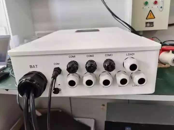 Tách pha tắt lưới Biến tần năng lượng mặt trời lai Pin 8kw 48v để lưu trữ tại nhà